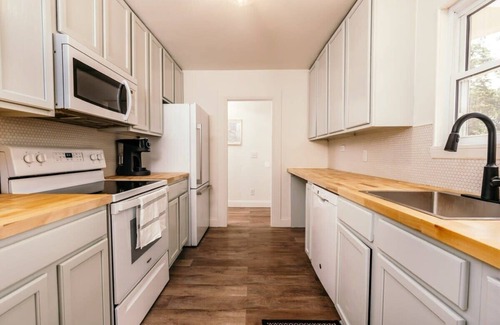 Bella Vista Casa | Rider's Roost | Back 40 Trails | Bella Vista