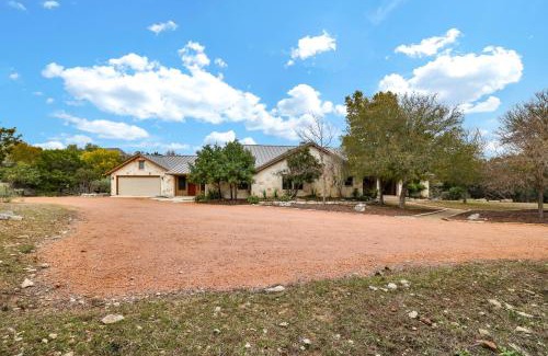Kerrville Casa | Ridge - A Birdy Vacation Rental