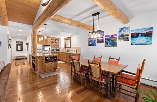 Olympic Valley Casa | Ridge Court # 14 at Palisades - Pet Ok, Ski Shuttle + Tennis!