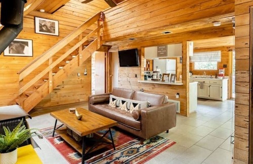 Pauma Valley Cabina | Ridge Pointe Cabin an escape atop Palomar Mountain