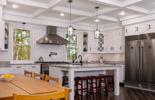 Mount Jackson Casa | Ridgeline Retreat | Craftsman bungalow luxury!