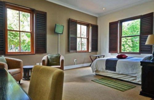 Trawal Cama Y Desayuno | Ridgemor Villa