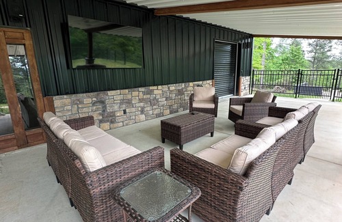 Kirby Casa | Ridgeview at Kirby Landing - Sleeps 14- 1 mile to boat landing at Lake Greeson