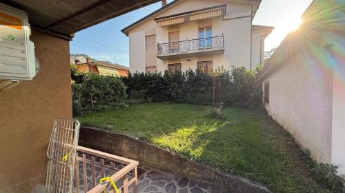 Sarnico Apartamento | Rifugio a due passi dal Lago - Free Wifi Giardino e AC