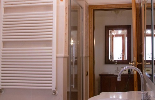 Vecchiano Apartamento | Rifugio Romantico in Toscana