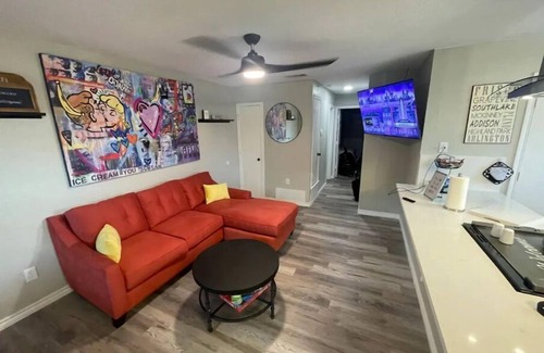 Central Arlington Casa | Right by AT&T, Rangers stadium