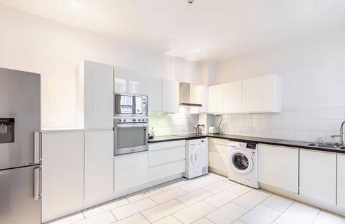 Sorbonne Apartamento | RIGHT IN FRONT OF NOTRE-DAME AT QUAI SAINT-MICHEL – 160 M² - 4 BEDROOM