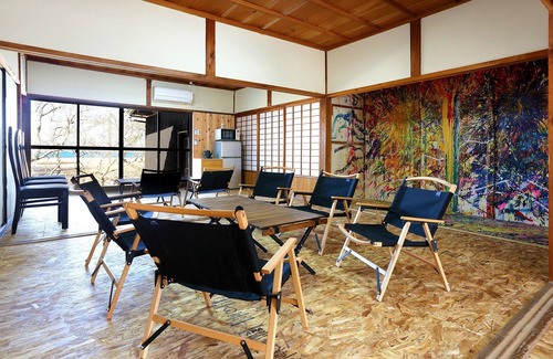 Shozu-gun Casa | Right in front of the beach Old folk house art / Shozu-gun Kagawa