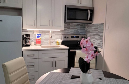 Longboat Key Apartamento | Right on the beach.Renovated ground Floor unit 63.