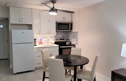 Longboat Key Apartamento | Right on the beach.Renovated ground Floor unit 63.