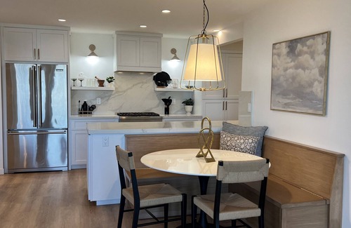 North of Montana Condominio | Right on the beach! Sand and Ocean just outside your door!