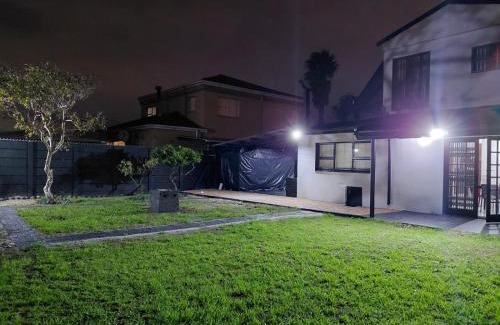 Lansdowne Apartamento | Rihla Residences - Civic Road
