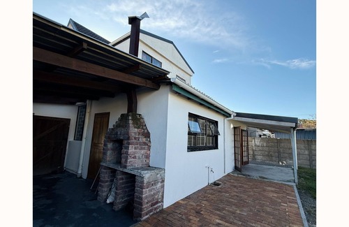Lansdowne Casa | Rihla Residences - Delightful 4-bedroom house in Cape Town