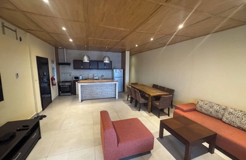 Monrovia Apartamento | Rimal