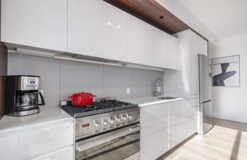 South Beach Apartamento | Rincon Hill 2BR w Gym Movie Theater nr tech SFO-206