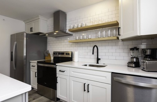 Northeast Virginia Beach Apartamento | Rincon - Loft #6 - 8 min walk to the beach