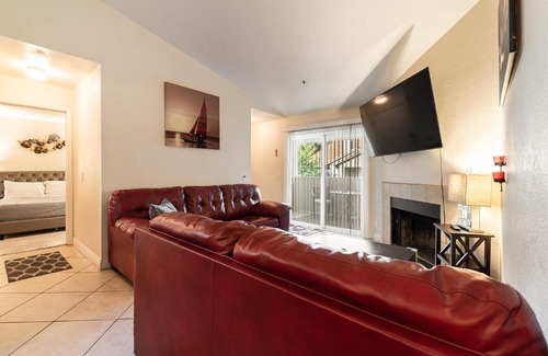 Las Vegas Apartamento | Rio-Adjacent 2BR Pool, Gym, Free Parking