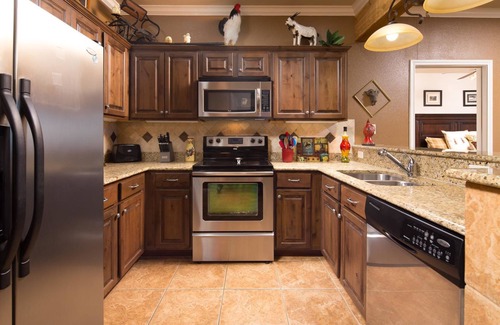 Gruene Condominio | Rio Hacienda Vg306 3 Bedroom Condo by RedAwning