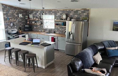 Leakey Cabaña | Rio Verde - Cozy Cottage on the Frio River