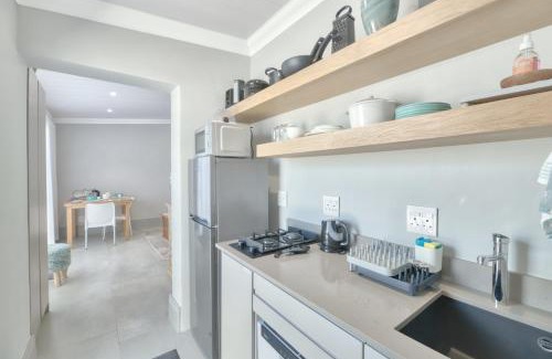 Struisbaai Apartamento | RipTide Apartment on 28 Main Road Struisbaai