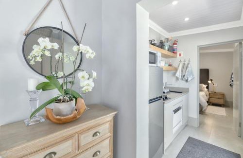 Struisbaai Apartamento | RipTide Apartment on 28 Main Road Struisbaai