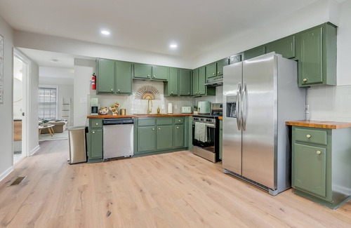 Eastside Casa | Rise ☼ a PRIME 3/1.5 unit, walk to Forsyth Park!