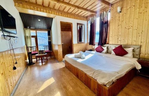 Old Manali Casa | Rise view