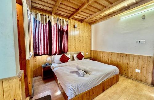 Old Manali Casa | Rise view