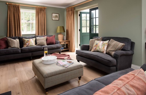 Hallington Casa | Risingham House - sleeps 8 in 4 bedrooms