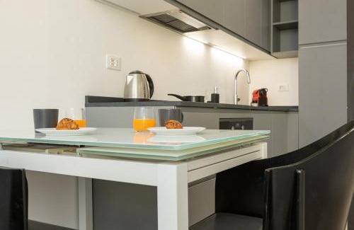 Milan Centre Apartamento | Risorgimento Chic Escape 8 Minutes from the Duomo