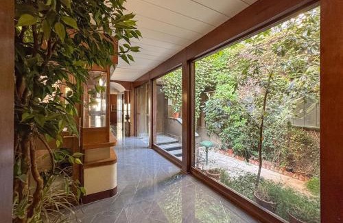 Milan Centre Apartamento | Risorgimento Chic Escape 8 Minutes from the Duomo