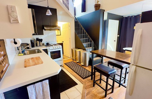 Queens Apartamento | RITCHSON LOFT Tree House in NYC!