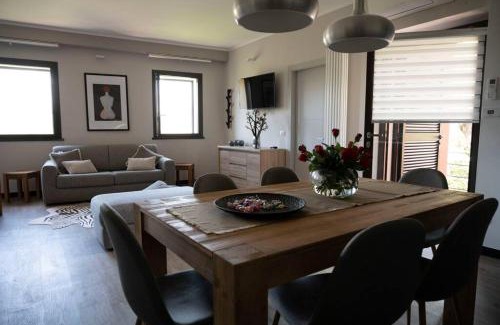 San Terenzo Casa | Ritratto di Donna