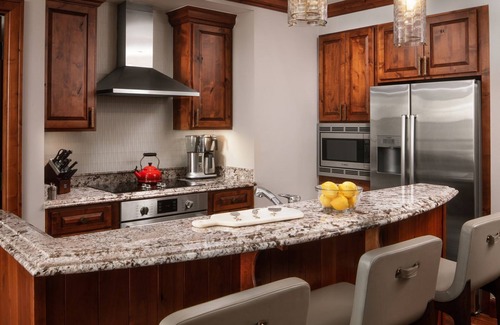 Truckee Apartamento | Ritz Carlton Club residence provides a breathtaking 3 Bedroom, 3.5 Bathroom