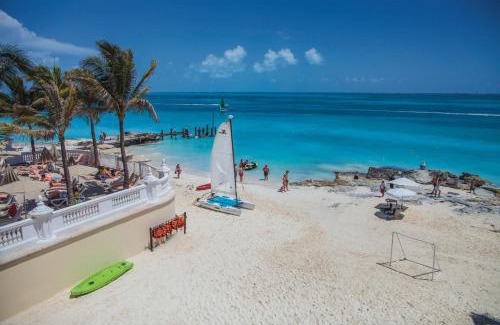 Punta Cancun Complejo | Riu Cancun - Adults Only - All Inclusive
