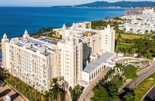 Flamingos Complejo | Riu Vallarta - All Inclusive