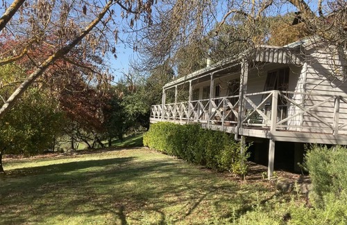 Steels Creek Casa | Rivendell Cottage - Yarra Valley Escape