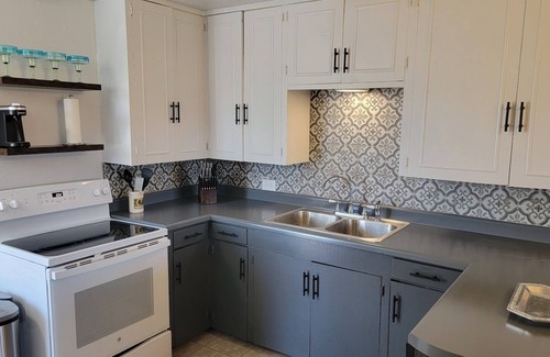 Center Point Cabaña | River 5 - Riverfront Cottage - Guadalupe River