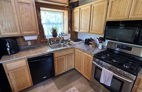 Twain Harte Cabina | River Access-EVCharger-Arcade-AC-WIFI+