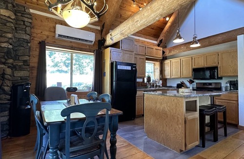 Twain Harte Cabina | River Access-EVCharger-Arcade-AC-WIFI+