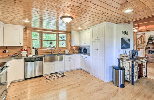 Piney Creek Cabina | River Access & Game Room: Piney Creek Cabin!