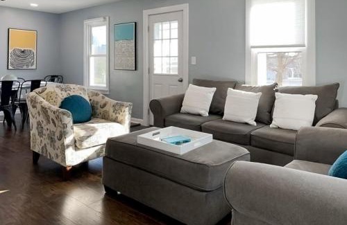 Bellaire Casa | River Beach Cottage