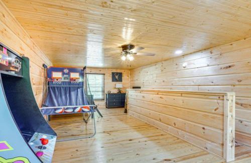 Tellico Plains Casa | River Escape River Front Cabin