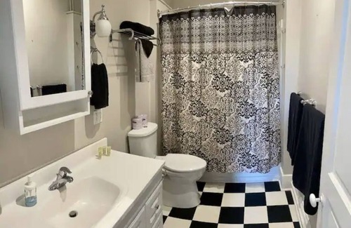 Stratford Condominio | River Facing Condo - 2 bedroom w/kitchen