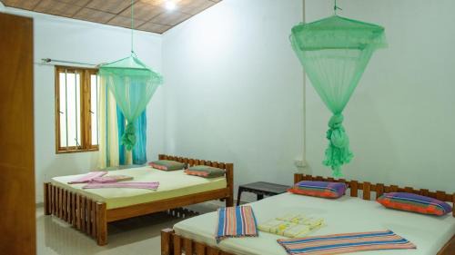 Udawalawa Cabina | River Forest Camp