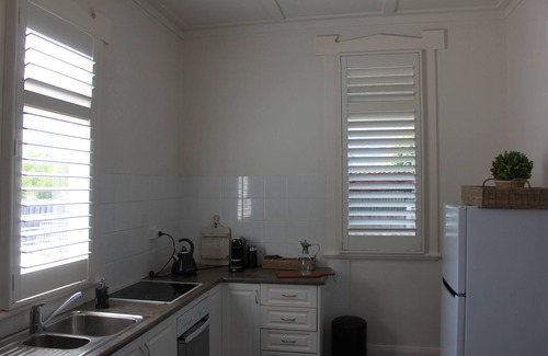 Huonville Casa | River Front Estate