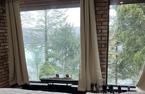 Florence Casa | River Front Home