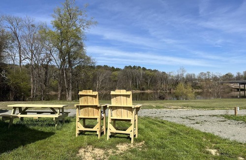 Lillington Casa | River-Front Wagon Glamping- The Dogwood