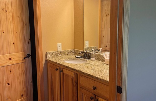 Gruene Condominio | River Getaway in Historic Gruene. Walk to river, shops, restaurants, and more!
