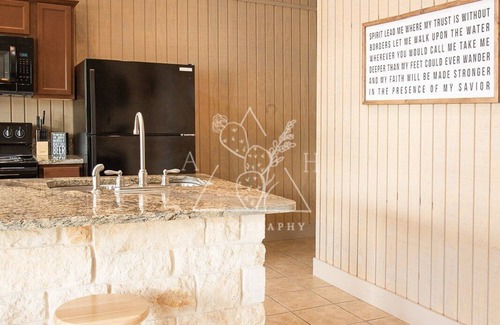 Concan Casa | River Grove Rentals Casa # 4